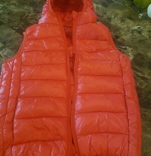 Kids Puffer Vest - Red